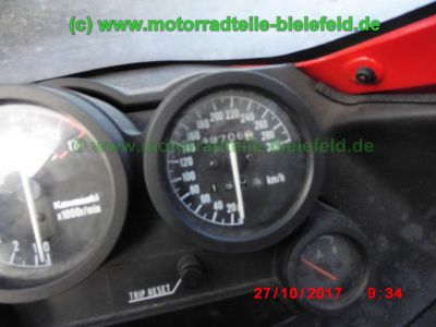 Kawasaki_ZX-10_Tomcat_ZXT00B_rot-weiss_139PS_260kmh_unverbastelt_original_Auspuff_KHI_K177_Gepaecktraeger_–_Technik_wie_GPZ1000RX_ZXT00A_GPZ900R_ZX900A-26.jpg