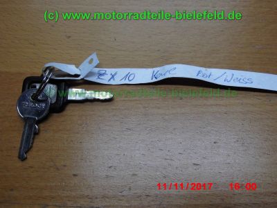 Kawasaki_ZX-10_Tomcat_ZXT00B_rot-weiss_139PS_260kmh_unverbastelt_original_Auspuff_KHI_K177_Gepaecktraeger_–_Technik_wie_GPZ1000RX_ZXT00A_GPZ900R_ZX900A-64.jpg