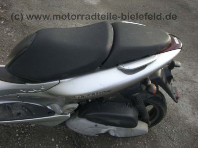 MBK_Thunder_Skyliner_Yamaha_Maxster_Majesty_YP_XQ_125_150_XQ125_XQ150_SE05__131.jpg