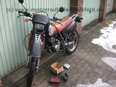 Honda_XLR_CLR_125_125R_XLR125_R_JD16_schwarz_wie_JD18_CityFly_6.jpg