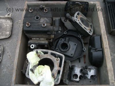 Yamaha_DT125LC_DT_125_DT125_LC_125LC_10V_Enduro_2x_Motor_Sitz_Tank_14.jpg