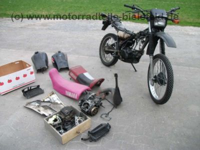 Yamaha_DT125LC_DT_125_DT125_LC_125LC_10V_Enduro_2x_Motor_Sitz_Tank_17.jpg