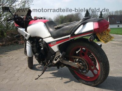Yamaha_XJ600_51J_rot_weiss_Sebring_4in1_Auspuff_XJ_400_500_500_600_25.jpg