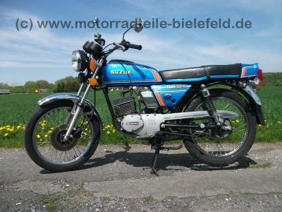Suzuki_GP125_blau_original_GP_GT_125_GT125_GT185_1.jpg