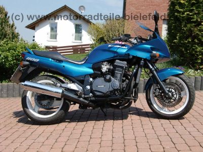 Kawasaki_GPZ1100_ZXT10_E_ZXT_10_E_Superbike_wie_GPZ_ZZR_1100_D_E_ZZR1100_2.jpg