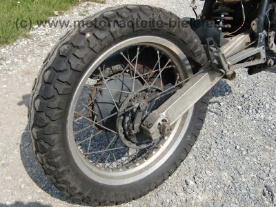Kawasaki_KLR600E_KL600B_KLR_KL_250_600_650_KLR250_KLR600_KLR650_A_B_C_D_SEBRING_Auspuff_64.jpg