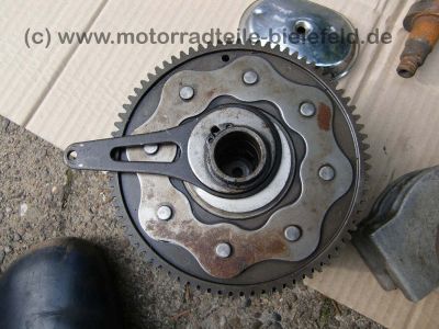 Honda_CJ_CB_250_350_360_CB250_CB350_K_250K_350K_Motor_zerlegt_34.jpg