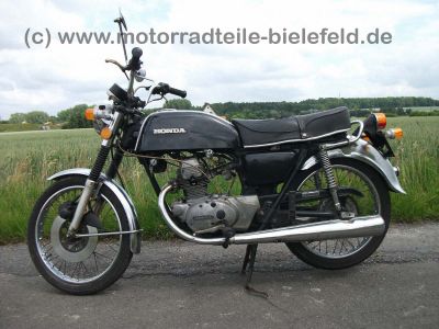Honda_CB125K_disc_CB_125_CB125_K_K5_T_T2_125K_125K5_schwarz_15_.jpg