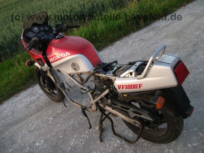 Honda_VF1000F_SC15_silberrot_ohne_Motor_VF1000_VF_1000_1100_F_F2_C_1000F_1000F2_1100C_5_.jpg