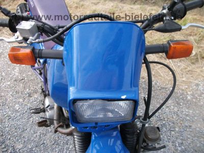 Suzuki_DR125SE_SF44A_blau_2x_Zylinderkopf_DR_GN_GZ_125_S_SE_125S_125SE_SF_43_44_SF43_SF44_A_B_43B_44A_GN125_GZ125_64.jpg