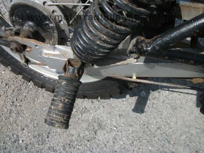 Kawasaki_KL_250A_KL250A_Enduro_Crash_wie_KLX_Z_KZ_250_200_Z250_Z200_A_LTD_Motor_OK_Gepaeckbruecke_62.jpg