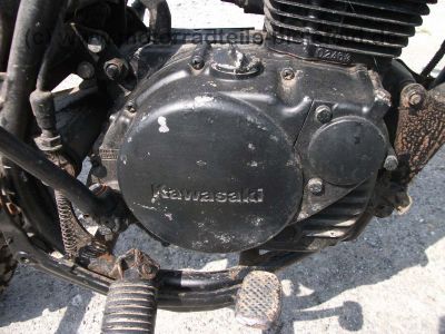 Kawasaki_KL_250A_KL250A_Enduro_Crash_wie_KLX_Z_KZ_250_200_Z250_Z200_A_LTD_Motor_OK_Gepaeckbruecke_73.jpg