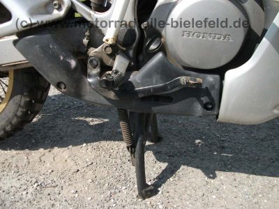 Honda_XL_600V_Transalp_PD06_Crash_Scheibenbremse_MRA_Hauptstaender_HG_25kW_Motor_1a_XL600V_XL600_V24.jpg
