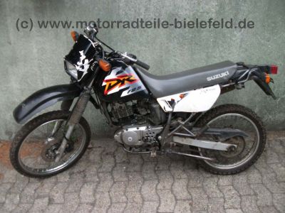 Suzuki_DR_125_SE_SF44A_grau_schwarz_EZ_2000_wie_DR_GN_GZ_125_DR125_GN125_GZ125_S_SE_125SE_125S_108.jpg