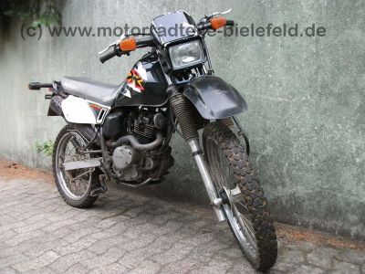 Suzuki_DR_125_SE_SF44A_grau_schwarz_EZ_2000_wie_DR_GN_GZ_125_DR125_GN125_GZ125_S_SE_125SE_125S_61.jpg