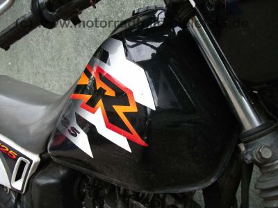 Suzuki_DR_125_SE_SF44A_grau_schwarz_EZ_2000_wie_DR_GN_GZ_125_DR125_GN125_GZ125_S_SE_125SE_125S_87.jpg