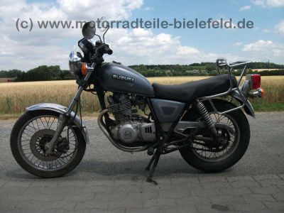 Suzuki_GN250_GN_250_NJ42A_grau_Airbrush_NJ_42_A_wie_GN_125_400_GN125_GN400_2.jpg