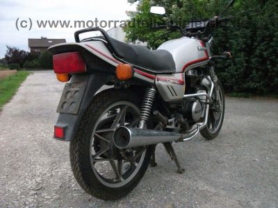Honda_CB_450N_PC14_20kW_silber_Sturzbuegel_wie_CB_CM_CMX_250_400_450_N_S_17.jpg