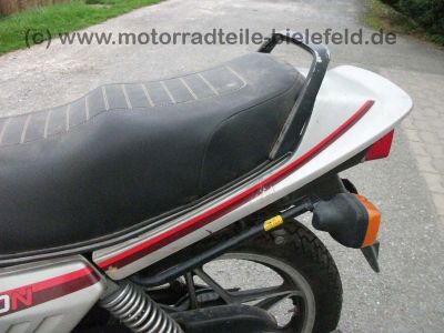 Honda_CB_450N_PC14_20kW_silber_Sturzbuegel_wie_CB_CM_CMX_250_400_450_N_S_83.jpg