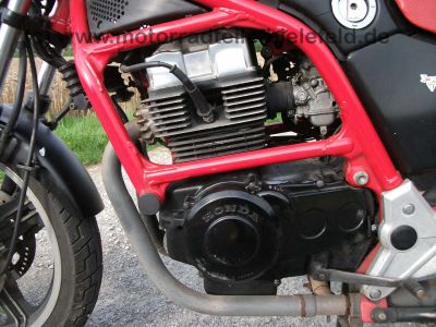 Honda_CB_450S_PC17_Tank_schwarz_20kW_wie_CB_CM_CMX_250_400_450_CB450_N_S_10.jpg