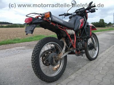 Yamaha_DT_80_LC_37A_schwarzrot_wie_RD_DT_80_RD80_DT80_LC_LC2_LCII_80LC_80LC2_80LCII_53V_41.jpg