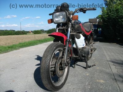 Kawasaki_GPZ_750_UT__ZX750A_rotschwarz_wie_Z_ZX_KZ_GPZ_550_750_E_UT_53.jpg