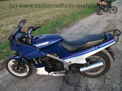 Kawasaki_GPZ_500_S_500S_weissblau_MRA_wie_GPZ500_EX_KLE_EN_ER_500_S_A_500A_14.jpg