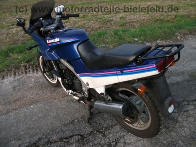 Kawasaki_GPZ_500_S_500S_weissblau_MRA_wie_GPZ500_EX_KLE_EN_ER_500_S_A_500A_15.jpg