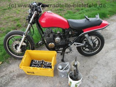 Honda_CBX_650E_RC13_rot_Pichler_BSM_Auspuff_Schuh_Gepaecksystem_wie_550_650_750_E_F_2_F2_PC04_RC17_58.jpg