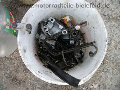 Honda_CBX_650E_RC13_rot_Pichler_BSM_Auspuff_Schuh_Gepaecksystem_wie_550_650_750_E_F_2_F2_PC04_RC17_72.jpg