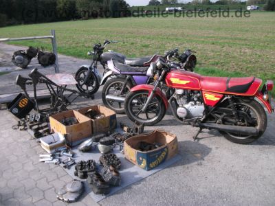Yamaha_XS_360_1U4_Rahmen_frame_EZ_1977_27PS_wie_250_400_SE_1U5_2A2_4G5_2.jpg