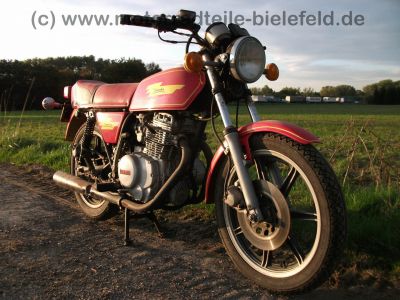 Yamaha_XS_400_2A2_rot-gelb_Umbau_auf_XS360_wie_250_360_XS400_SE_1U4_1U5_4G5_77.jpg