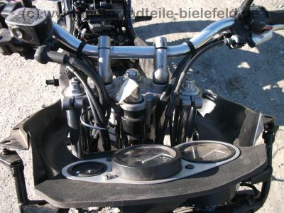 Yamaha_TDM_850_3VD_silber_teilzerlegt_Motor_Verkleidung_wie_XTZ_750_TRX_3LD_4TX_4UN_44.jpg