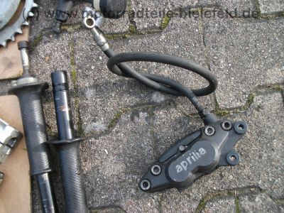 Aprilia_AF1_125_Futura_2x_zerlegt_Teile_wie_RS_125_324.jpg