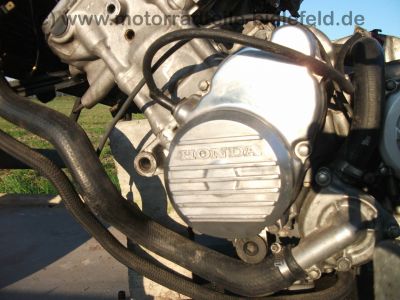 Honda_CBR_600F_PC19_PC23_Restteile_Motor_Tank_Maske_Tacho_wie_500_600_1000_F_PC20_SC21_24.jpg