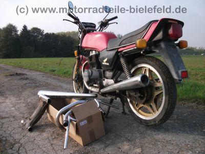 Honda_CB_400N_rot_2__original_Auspuff_wie_CB_CM_250_400_CB250_CB400_N_T_C_2.jpg