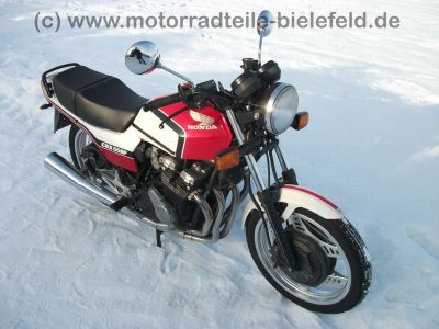 Honda_CBX_550_F_PC04_MOTAD_Auspuff_4in1_wie_CBX_400_550_F_F2_49.jpg