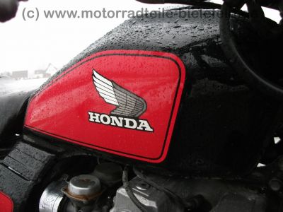 Honda_CBX_750_F_RC17_Nighhawk_S_rot-schwarz_Crash_-_Motor_wie_CB_750_Sevenfifty_RC42_29.jpg