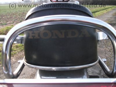 Honda_CM_400_T_400T_original_rot_NC01_Chopper_Sturzbuegel_Fehling_Sissybar_wie_CB_CM_250_400_T_N_43.jpg