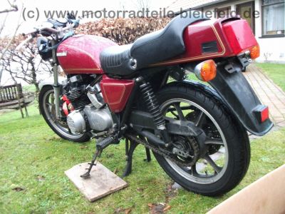 Kawasaki_KZ_750_E_rot_Neuteile_2x_4in1_Auspuff_motad_n-eta_BSM_-_wie_Z_KZ_GPz_650_750_B_C_E_GP_LTD_UT_28.jpg