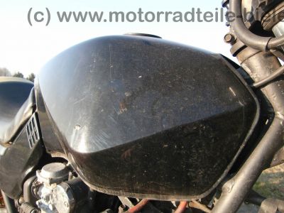 Suzuki_GS_550_M_Katana_gelb_-_wie_GS_400_500_550_750_D_E_42b.jpg