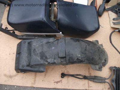 Suzuki_GSX_1100_EF_GV71C_KRAUSER_Gepaecktraeger_Koffertraeger_Gepaecksystem_erst_49tkm_-_wie_GSX_750_1100_ES_EF_E_GV_71_A_B_C_14.jpg