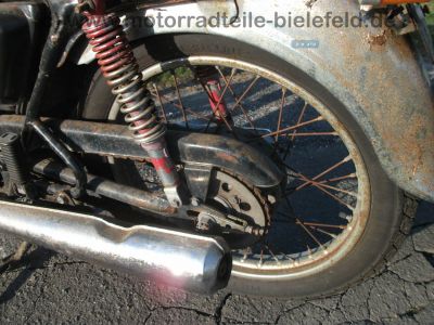 Honda_CB_200_Twin_rot_rostig_Originalteile_Auspuff_Kotfluegel_Sitzbank_-_wie_CB_125_250_K_G_13.jpg