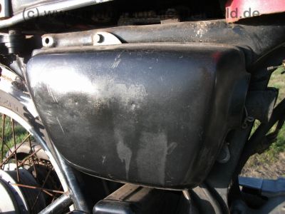 Honda_CB_200_Twin_rot_rostig_Originalteile_Auspuff_Kotfluegel_Sitzbank_-_wie_CB_125_250_K_G_80.jpg