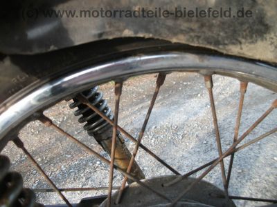 Honda_CB_125_T_Twin_Speiche_rot_teilzerlegt_-_wie_CB_CM_125_185_250_K_T_Twin_C_57.jpg