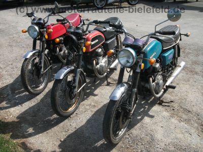 Honda_CB_200_Twin_feuerwehrrot_Speiche_-_wie_CB_CM_CJ_125_185_250_350_360_K_G_T_Twin_C_10.jpg