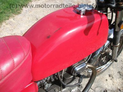 Honda_CB_200_Twin_feuerwehrrot_Speiche_-_wie_CB_CM_CJ_125_185_250_350_360_K_G_T_Twin_C_68.jpg