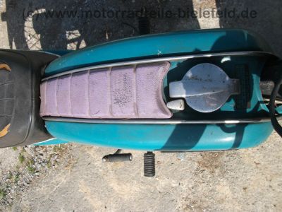 Honda_CB_200_Twin_mint-lila_Speiche_-_wie_CB_CM_CJ_125_185_250_350_360_K_G_T_Twin_C_95.jpg