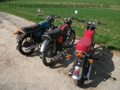 Honda_CB_200_Twin_orange_Speiche_-_wie_CB_CM_CJ_125_185_250_350_360_K_G_T_Twin_C_6.jpg