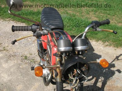 Honda_CB_200_Twin_orange_Speiche_-_wie_CB_CM_CJ_125_185_250_350_360_K_G_T_Twin_C_86.jpg